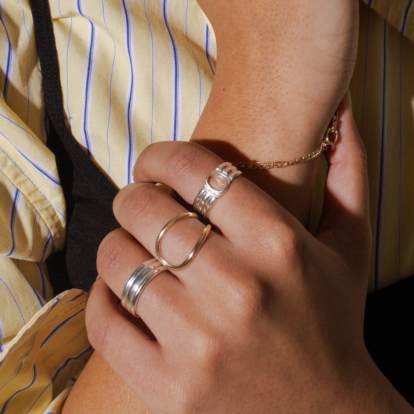 Wave Ring - 9kt Gold