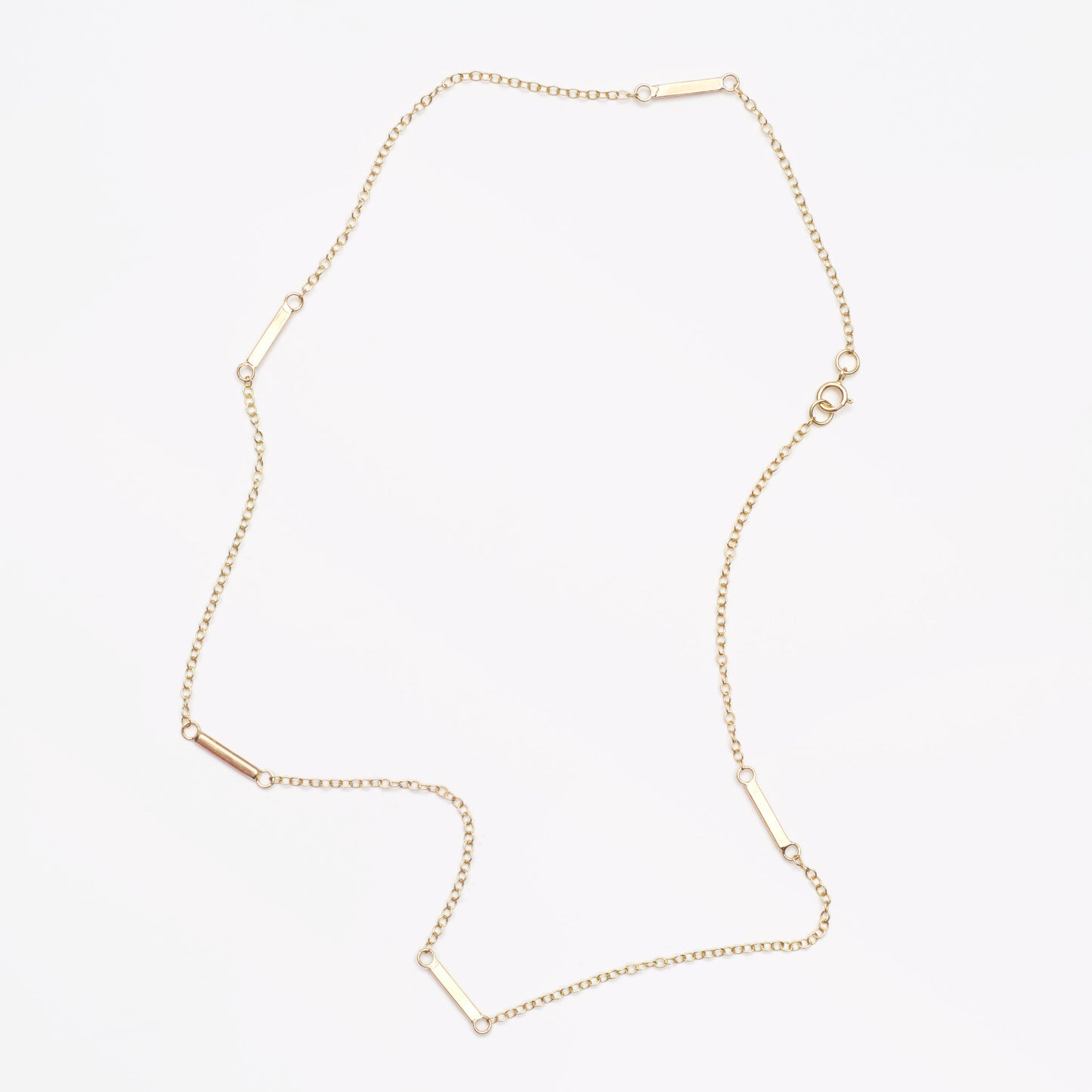 Petite Barre Necklace - 9kt Gold